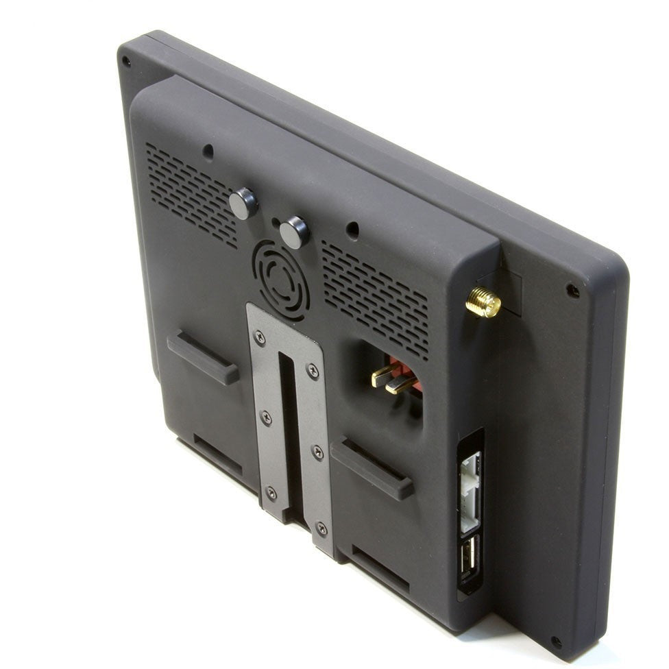 Bigger Pilot 7" LCD High Brightness Monitor with 5.8 GHz Receiver and DVR